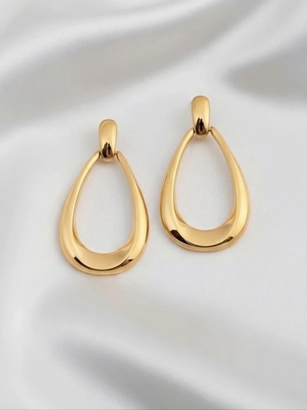 Gold Teardrop Earrings